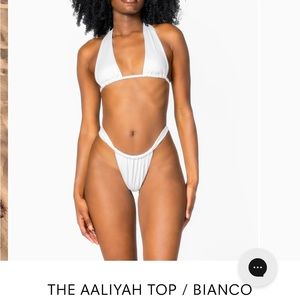 437 Aaliyah top size medium Bianco